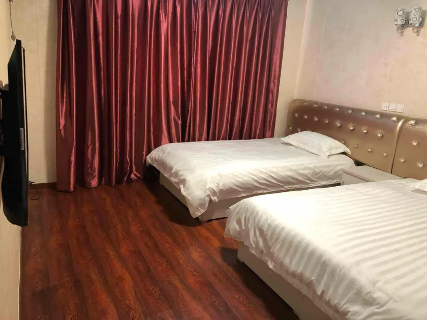 Chuanjiang Hotel - Image 1
