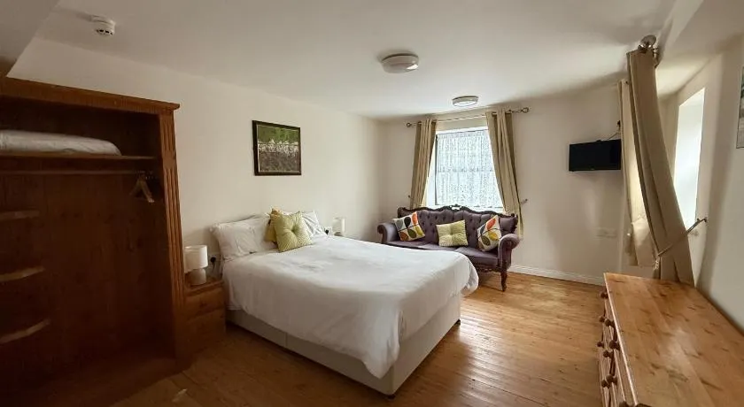 Kerry Ocean Lodge - Image 1