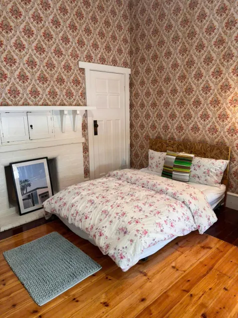 Cao House - Kensington Park - Near CBD - Image 1