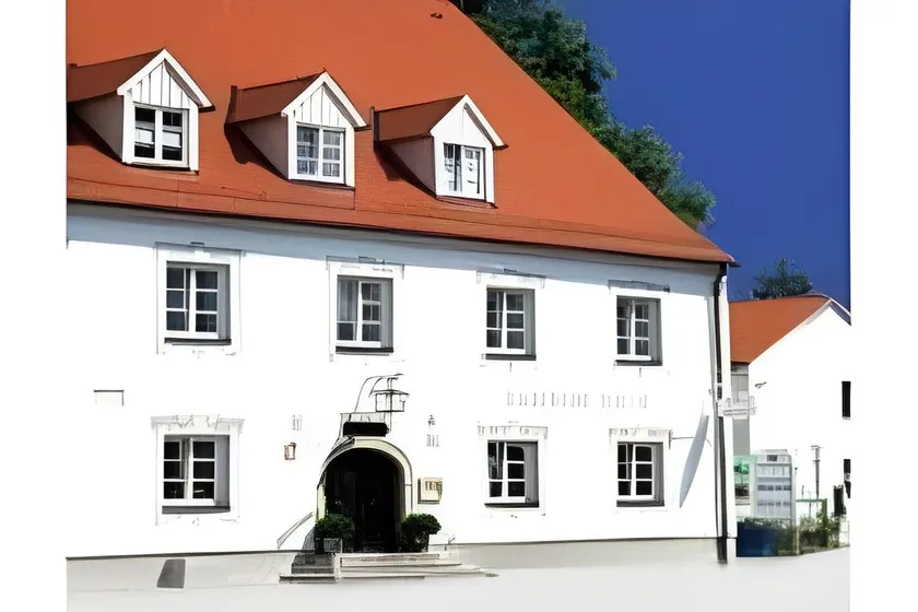 Landhotel Hirsch - Image 1