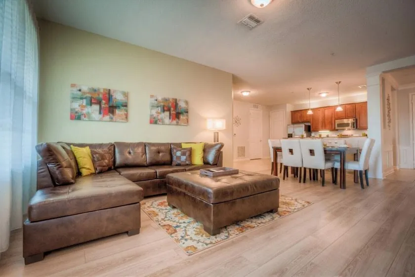 Tropicana Lakeview - Image 1