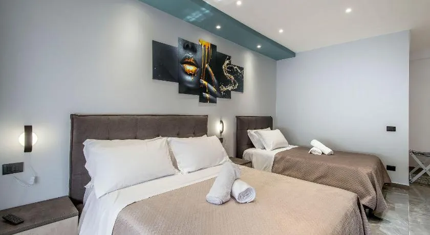 Garibaldi Rooms - Image 1