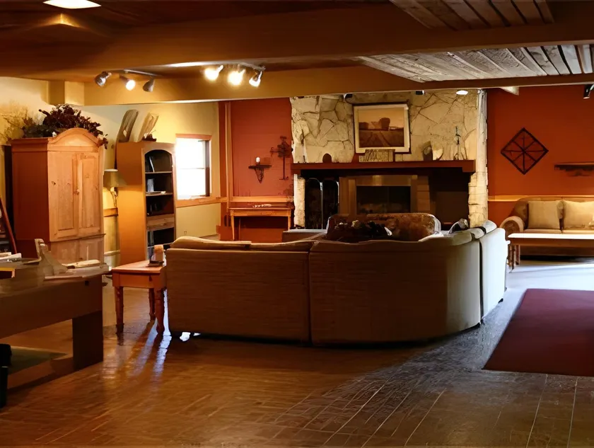 Sweetwater Lift Lodge - Image 1