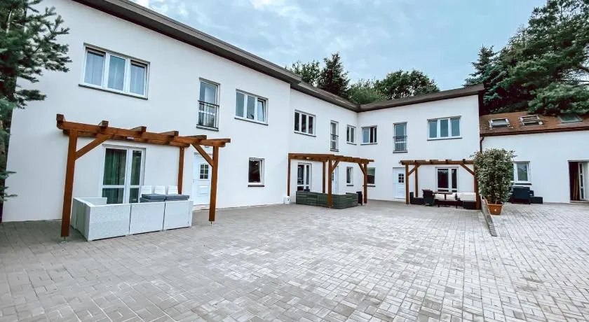Chaty a Apartmány Hracholusky Kemp Kosatka - Image 1