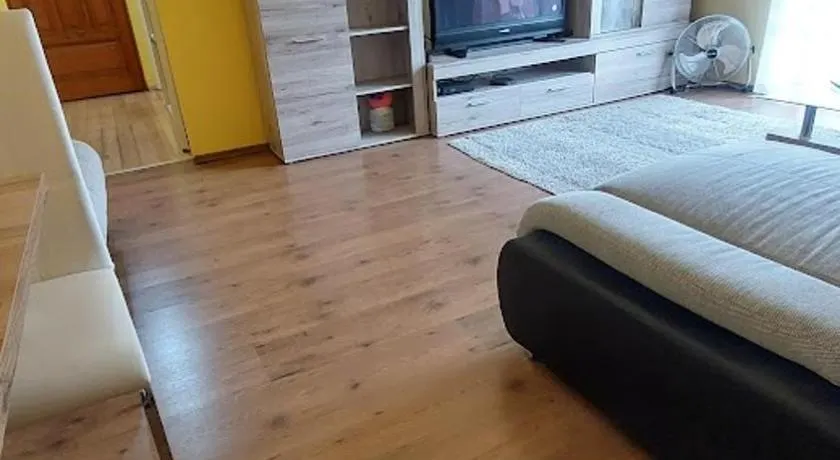 Piac Kuckó Apartman - Image 1