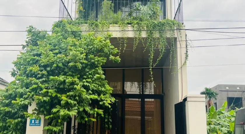 Noi Bai Flight Path Homestay - Image 1