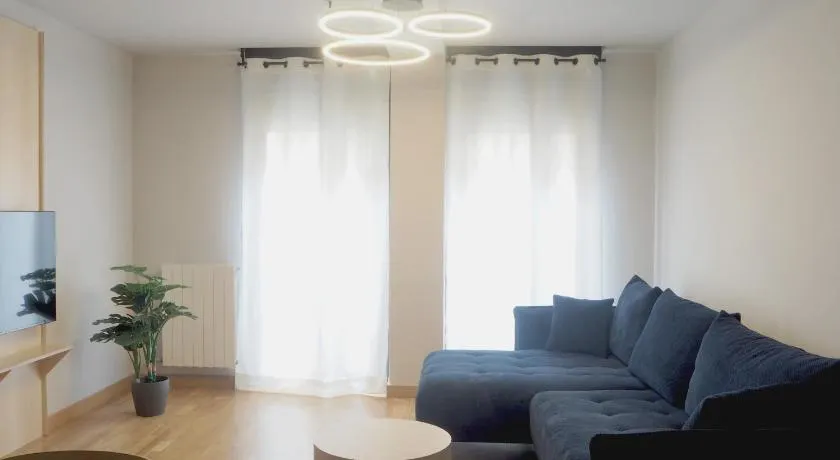 Apartamentos Laurel - Image 1