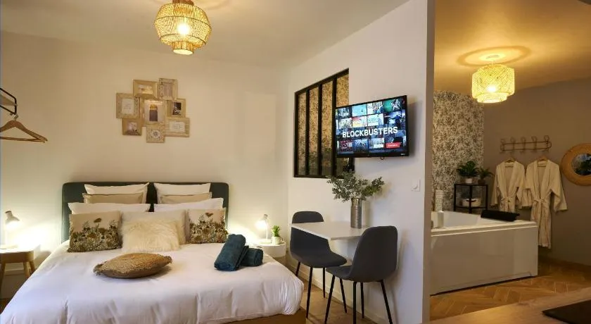 Spa, Love & Relax - Image 1