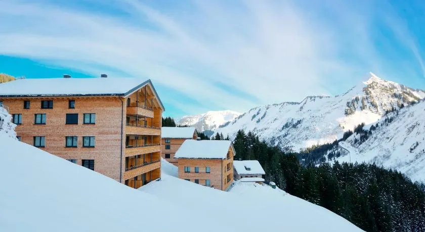 Alpenstolz Damüls Haus 4 - Stilvoll urlauben in den Bergen - Image 1