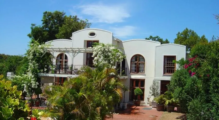 At Villa Fig Guest House - Image 1