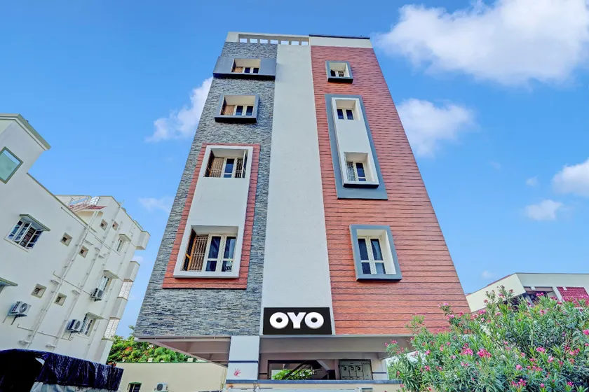 Collection O Ns Service Apartment - Image 1