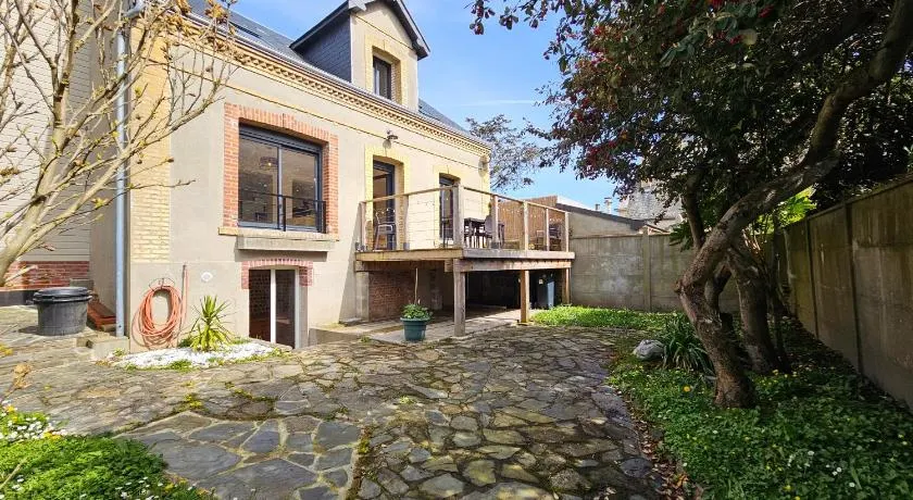 L'Etretataise, maison avec parking plein centre - Image 1