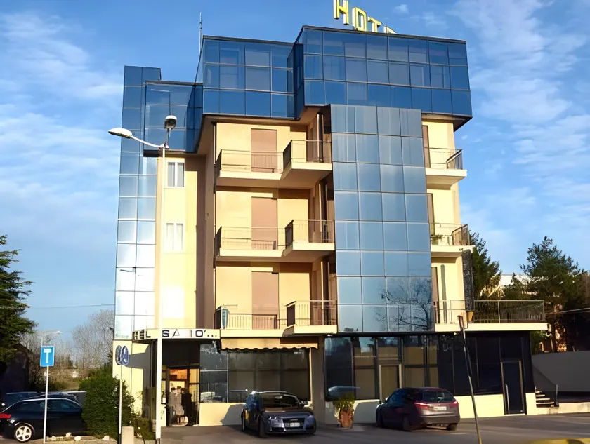 Hotel SABO' - Image 1