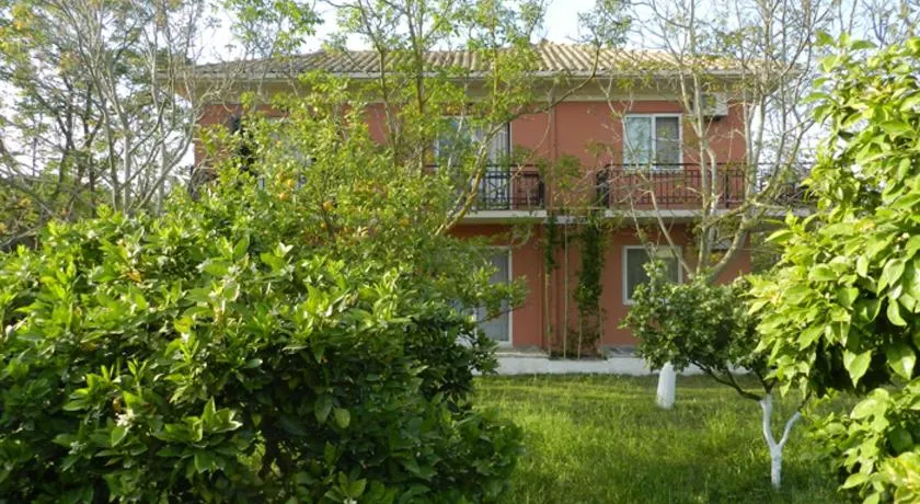 Spasmeni Vrisi - Image 1