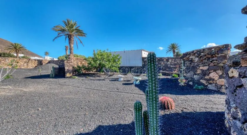 Casa Amaris - Award-Winning Canarian House By Lanzarote Vacation Homes - Image 1