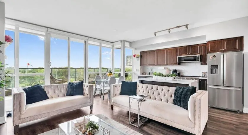 Fort York Lake View Penthouse offered by Short Term Stays - Image 1