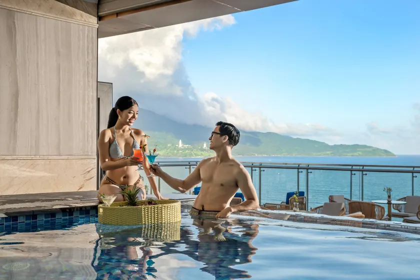 BlueSun Danang Beach Hotel - Image 1