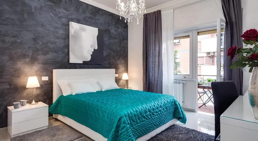 Dreamsrome Suites - Image 1