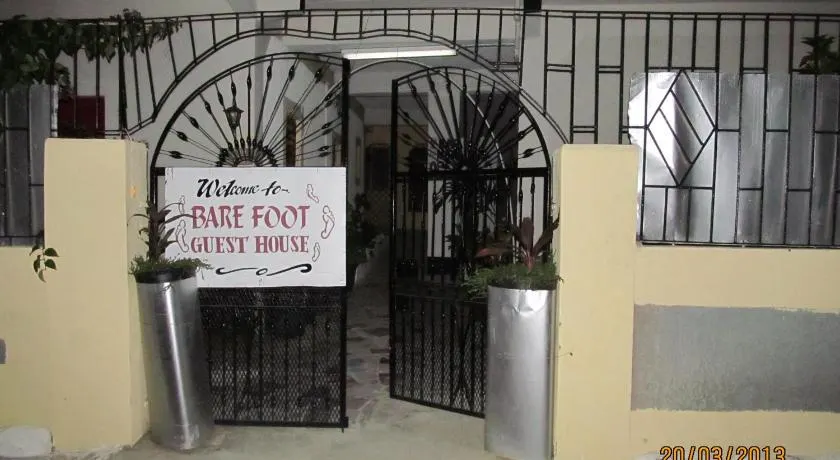 Barefoot Guest House - Image 1