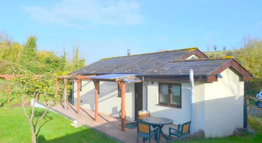 Apple Cottage - Image 1