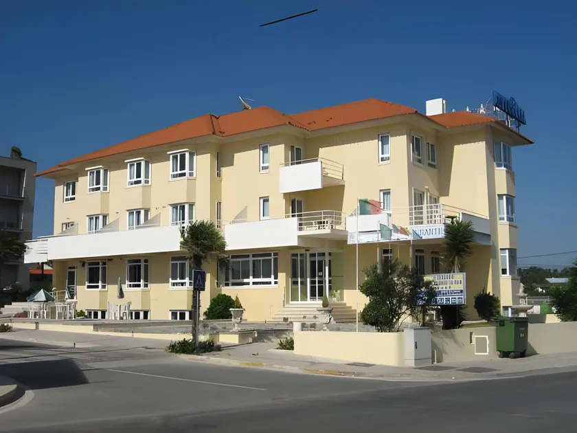 Hotel Santo Antonio Da Baia - Image 1