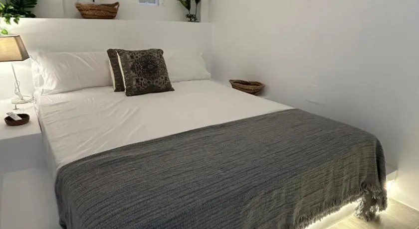 Arenales Beach Boutique Apartment - Image 1