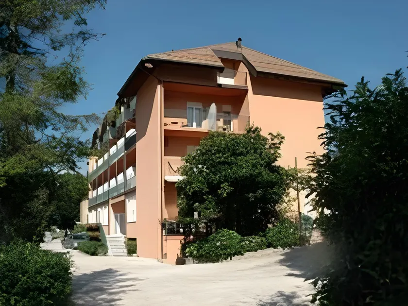 Villa Flora - Image 1