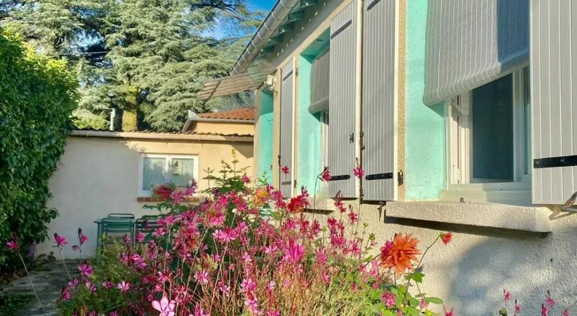 La villa - Image 1