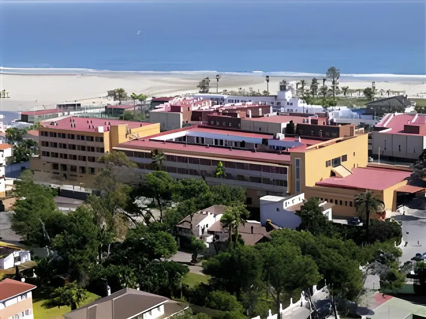 Hotel del Golf Playa - Image 1