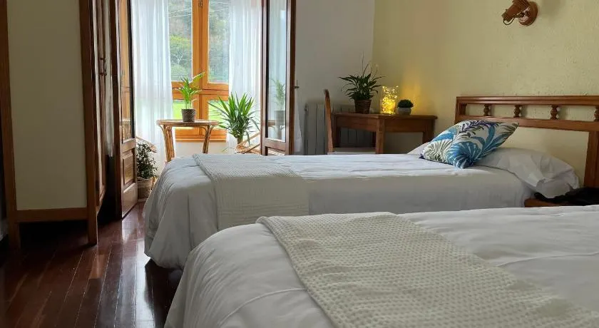 Hotel Capitán - Image 1