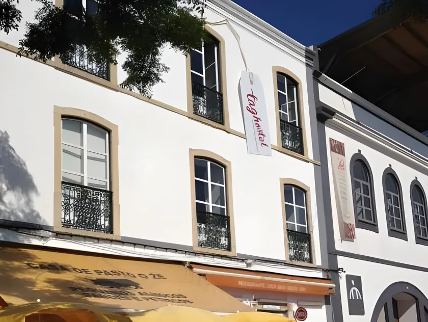 Boutique Taghostel - Image 1