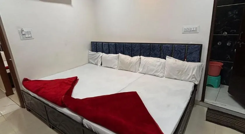 Annapurna Hotel - Image 1