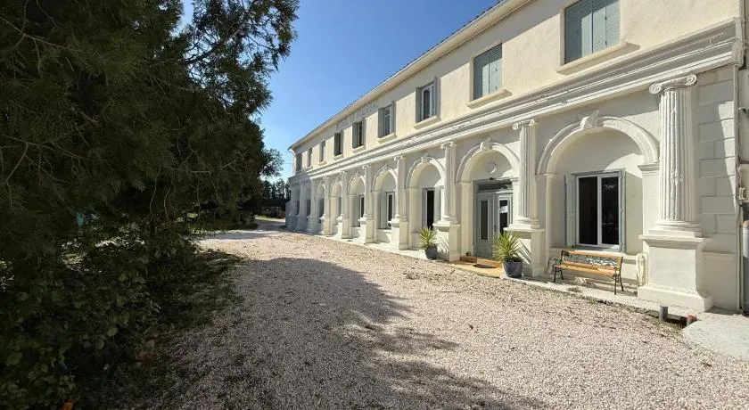 HOTEL LE FLOREAL - Image 1