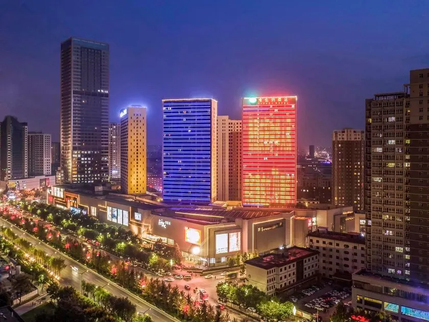 Vienna Hotel Xi'an Vientiane City Sanqiao Metro Station - Image 1
