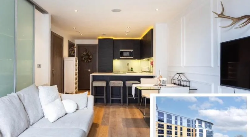 Chelsea Harbour Suite - Image 1