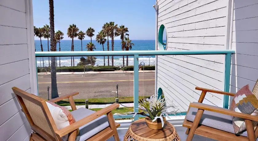 Fantastic Ocean View Remodeled All New Furnishings Pet Friendly AC - Image 1