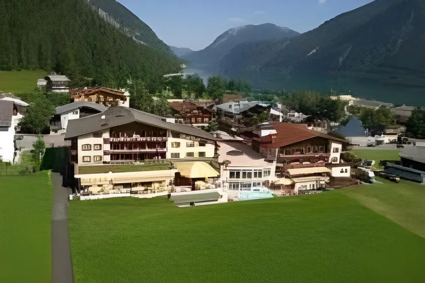 Das Karwendel - Ihr Wellness Zuhause am Achensee - Image 1