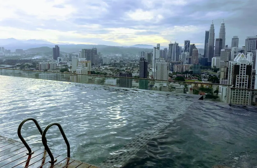 Regalia Suites with Infinity Pool KLCC by Staycation Homes - Image 1