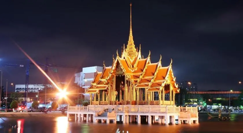 B2 Bangkok Srinakharin Boutique & Budget Hotel - Image 1