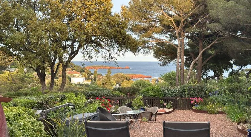 Bastidon Vue Mer - Image 1