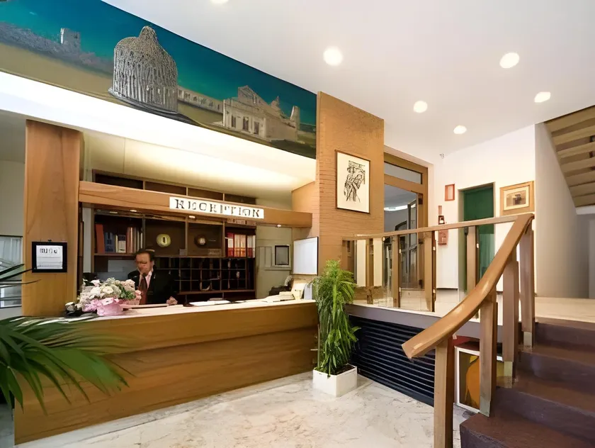 Hotel Roma - Image 1