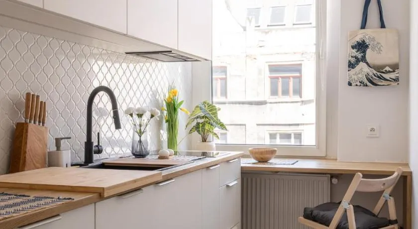 RentPlanet - Apartament Nowowiejska - Image 1