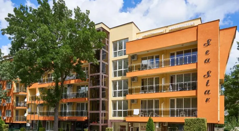 Hotel Sea Star Приморско - Image 1