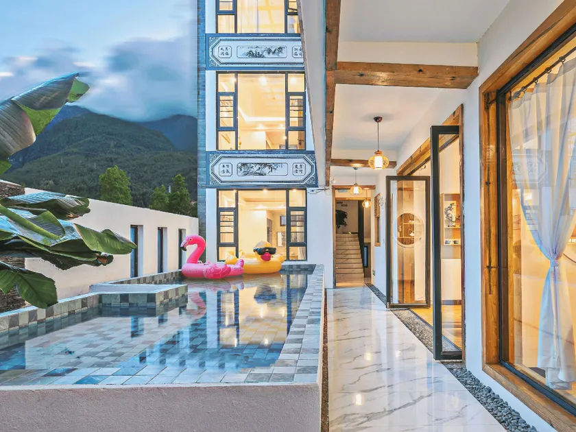 Yishanju Designer Hotel, Dali Ancient City - Image 1