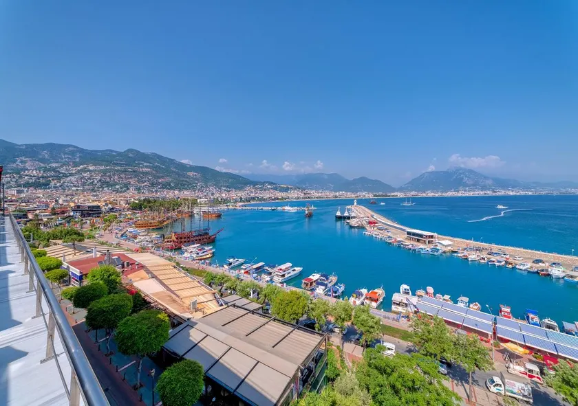 Numa Port Hotel - Image 1