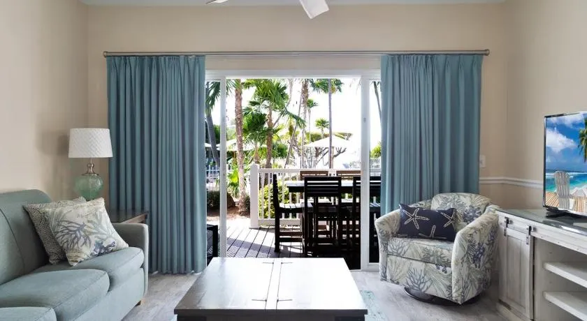 Crystal Waters - 2BR 2-5BA Coastal Villa - Image 1