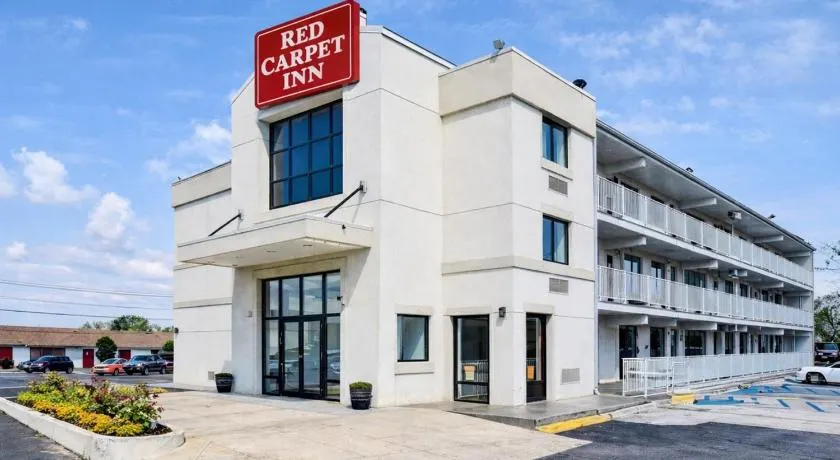 Red Carpet Inn And Suites - Image 1