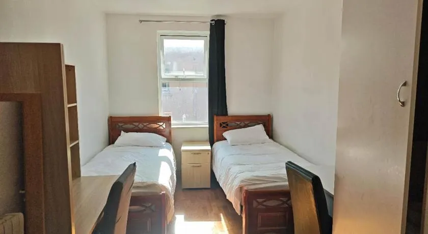 Dublin city center room en-suite - Image 1