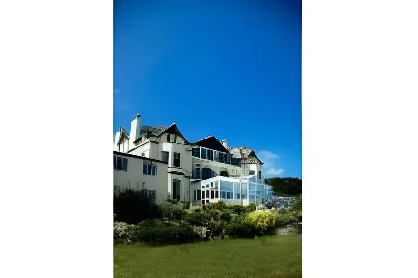 Carbis Bay and Spa Hotel - Image 1