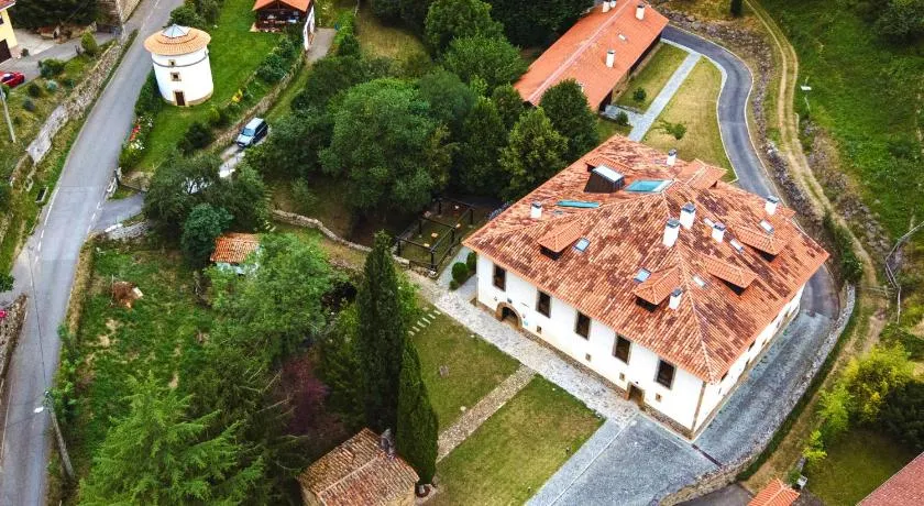 Hotel Palacio de Arriba - Image 1